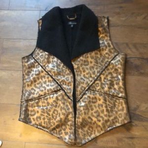 Leopard print vest